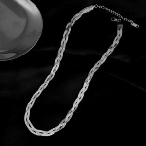 Silver Crossover Snake Chain